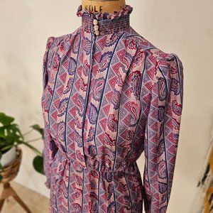 80s Vintage Bedford Fair Paisley Print with High Collar - Made In USA